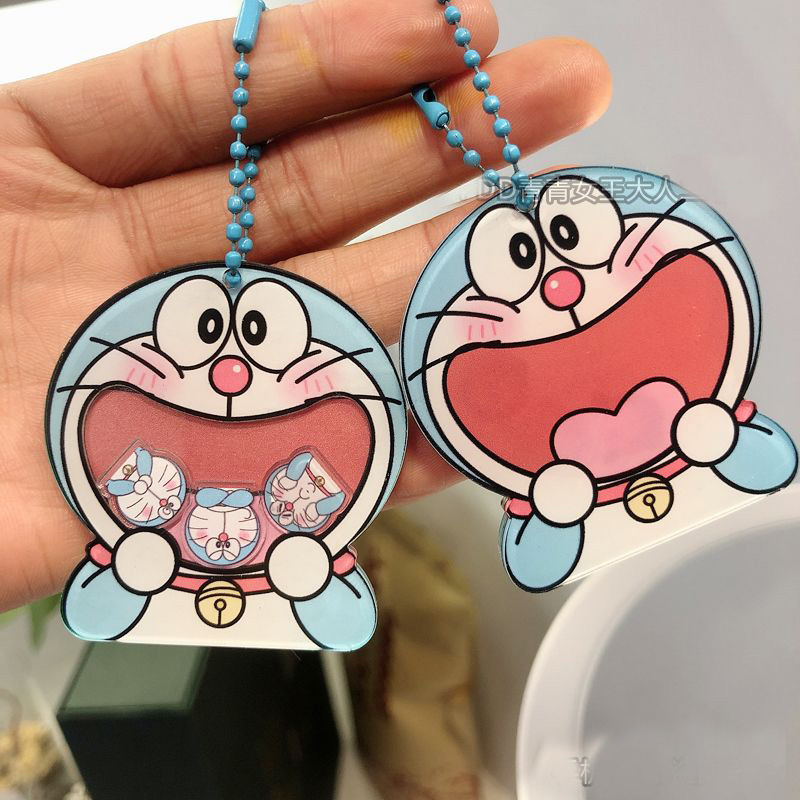 Car Accessories Japan - พวงกุญแจอะคริลิกโดราเอมอนสไตล์ญี่ปุ่นใหม่สุดน่ารัก ของตกแต่งการ์ตูนอนิเมะสำหรับรถยนต์และกระเป๋าเป้ ของขวัญเทศกาลสำหรับคู่รัก